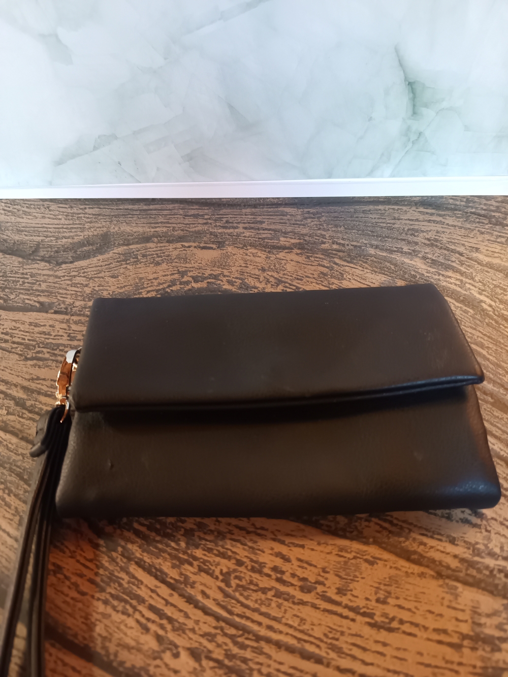 Source Unknown Black Wristlet Clutch with Handle